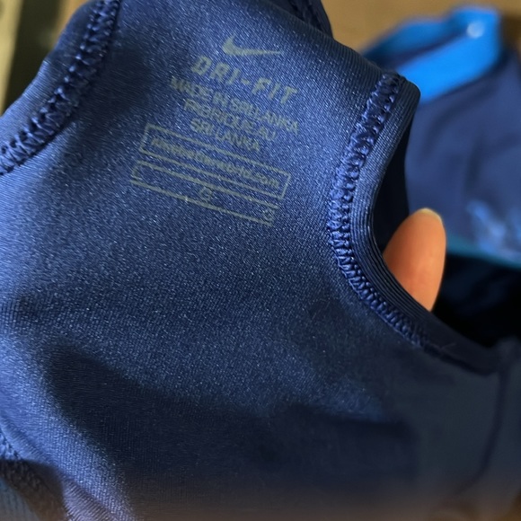 Nike Dri-Fit Set - Picture 6 of 6